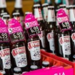 Co piliśmy podczas kryzysu? Rekordowy spirytus, wino zyskuje podczas pandemii